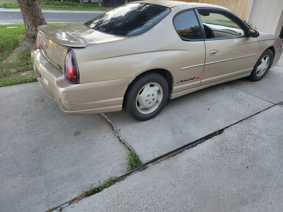 2002 Chevrolet Monte Carlo 6th Gen - Image 3 of 6