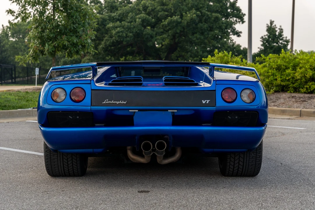 2001 Lamborghini Diablo VT - Image 15 of 31