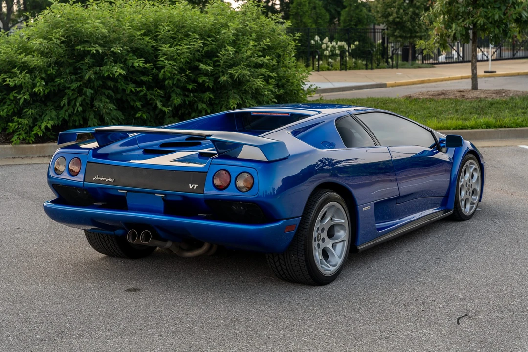 2001 Lamborghini Diablo VT - Image 17 of 31