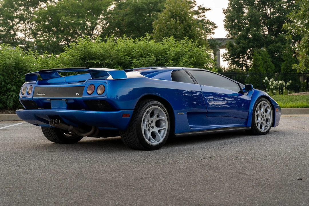 2001 Lamborghini Diablo VT - Image 18 of 31