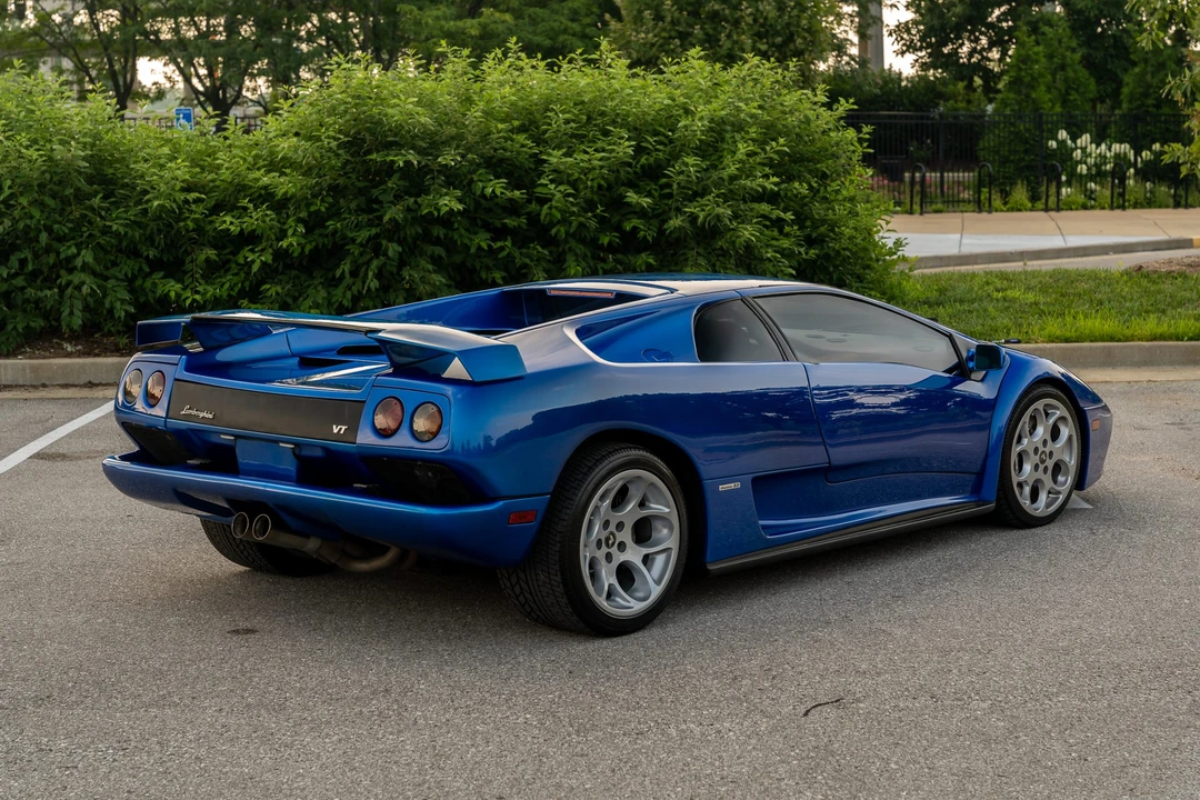 2001 Lamborghini Diablo VT - Image 19 of 31