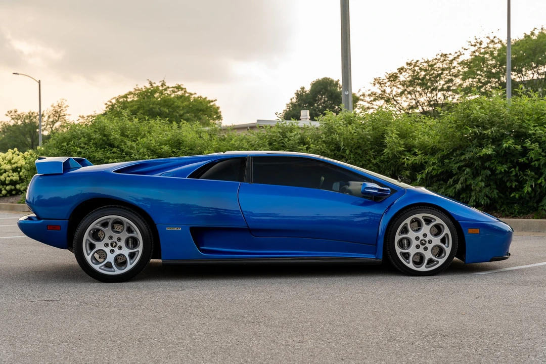 2001 Lamborghini Diablo VT - Image 21 of 31
