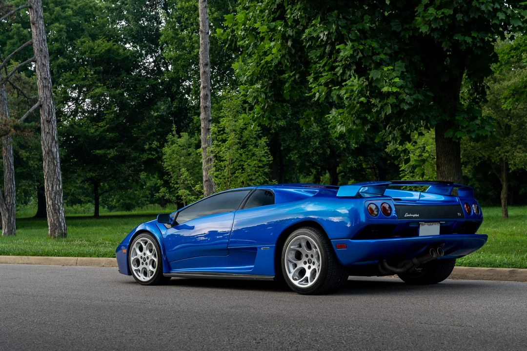 2001 Lamborghini Diablo VT - Image 12 of 31