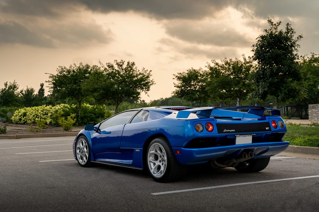2001 Lamborghini Diablo VT - Image 14 of 31