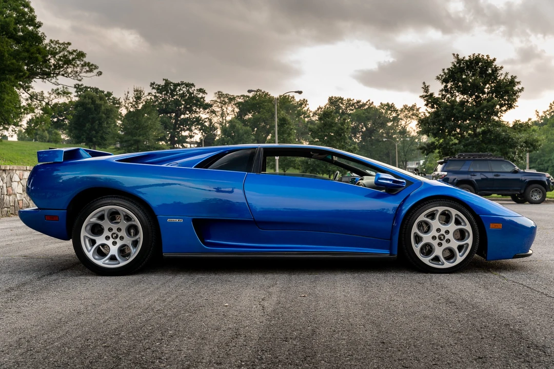 2001 Lamborghini Diablo VT - Image 21 of 31