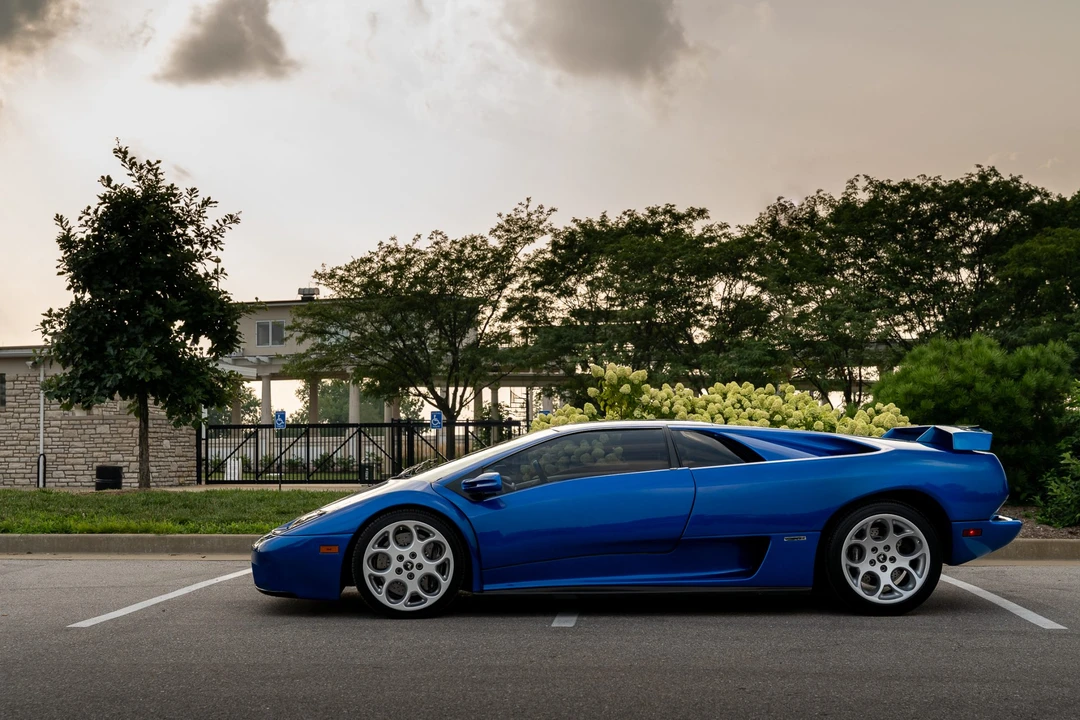 2001 Lamborghini Diablo VT - Image 23 of 31