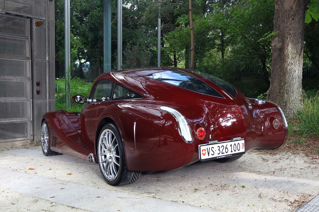 Morgan Aero 8 - Image 4 of 30