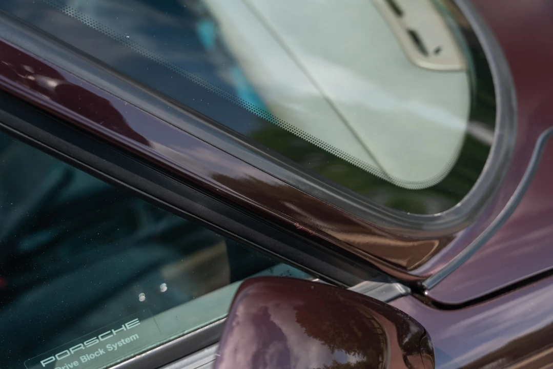 1998 Porsche 993 Carrera - Image 31 of 31