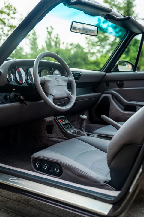 1998 Porsche 993 Carrera - Image 24 of 31