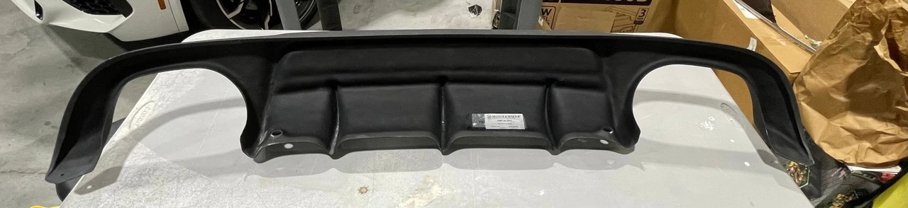 2009 Parts & Memorabilia Bodywork - Image 7 of 9