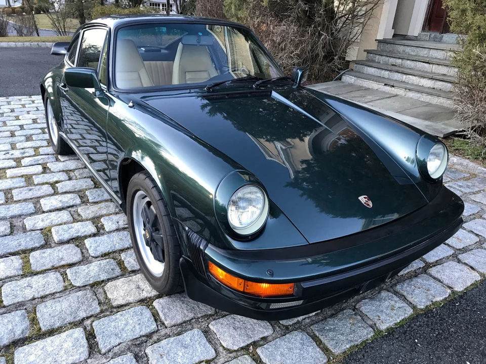 1984 Porsche 911 Carrera 3.2 - Image 2 of 31