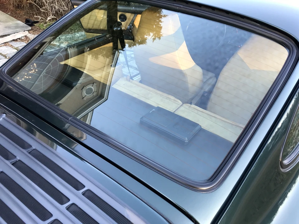 1984 Porsche 911 Carrera 3.2 - Image 25 of 31