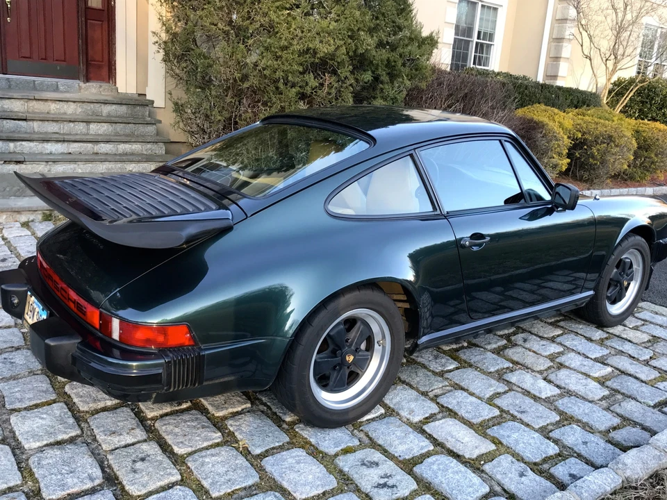 1984 Porsche 911 Carrera 3.2 - Image 15 of 31