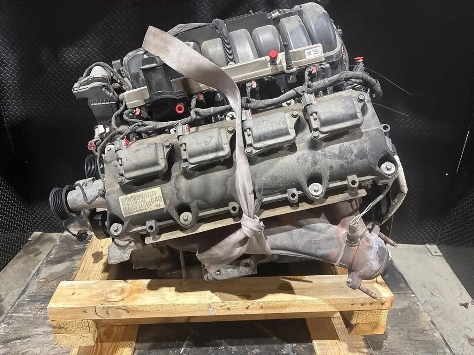 2011 Parts & Memorabilia Engines - Image 4 of 4