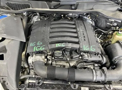 Porsche Cayenne 3.6L Engine