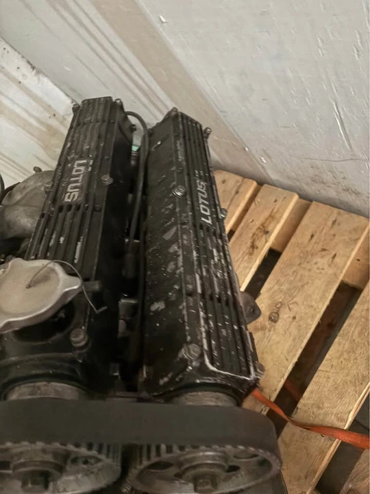 Parts & Memorabilia Engines - Image 2 of 5