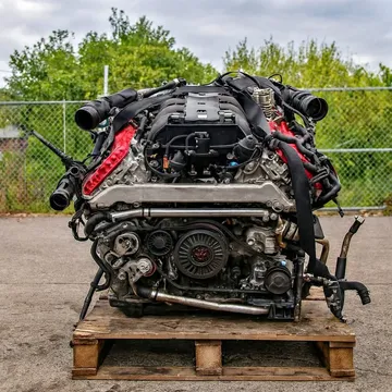 Audi RS5 4.2L V8 Engine