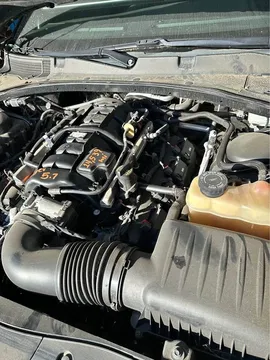 Dodge Charger Motor 5.7