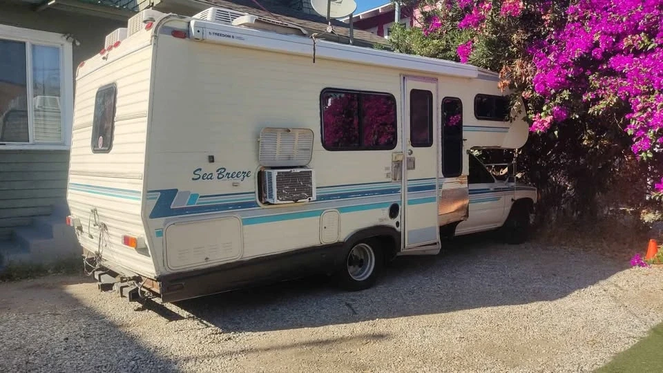 1991 Toyota Dolphin - Image 7 of 10