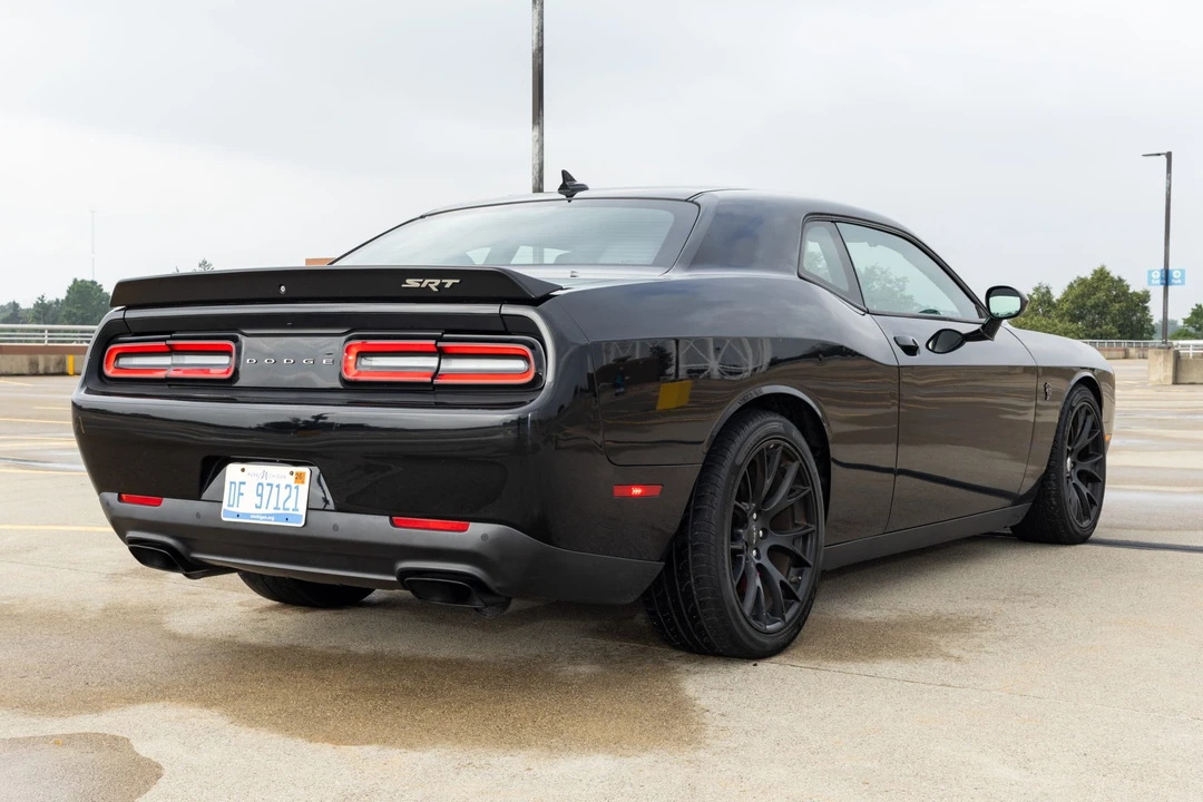 2015 Dodge Challenger SRT Hellcat 3rd Gen - Image 6 of 31