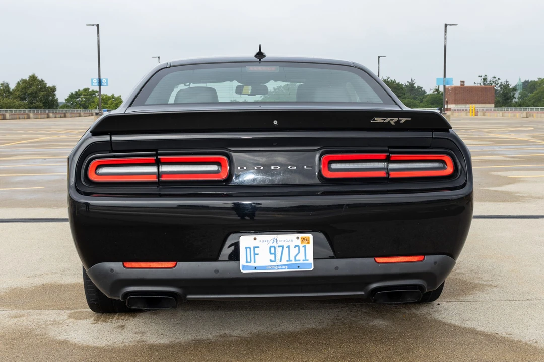 2015 Dodge Challenger SRT Hellcat 3rd Gen - Image 7 of 31