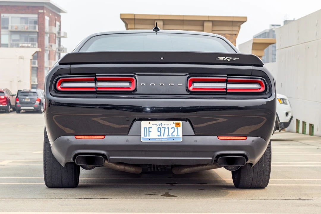 2015 Dodge Challenger SRT Hellcat 3rd Gen - Image 16 of 31