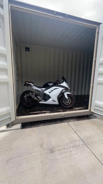 2014 Kawasaki Ninja - Image 5 of 5