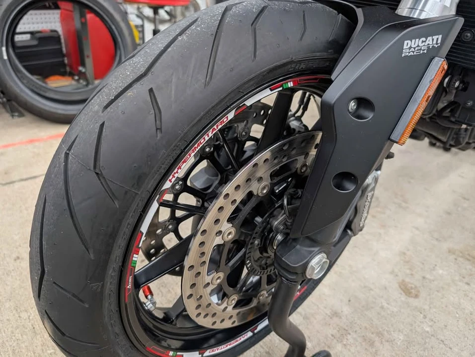 2013 Ducati Hypermotard - Image 8 of 8