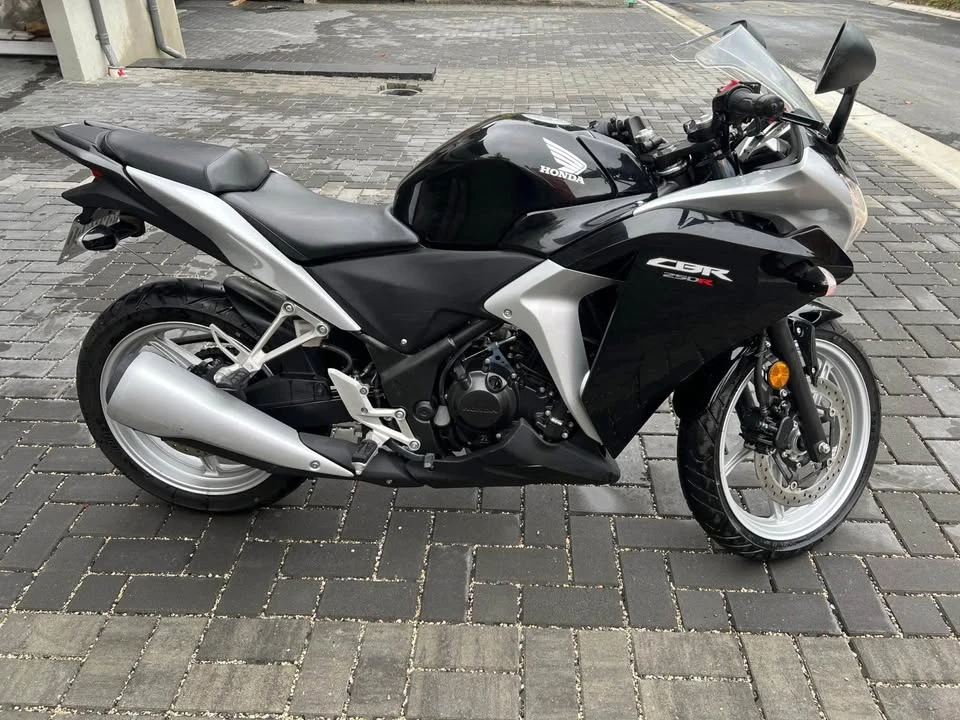 2012 Honda Motorcycles - Image 2 of 6