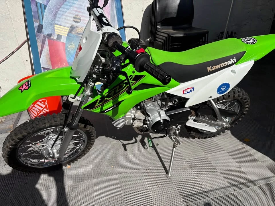 2021 Kawasaki - Image 4 of 5