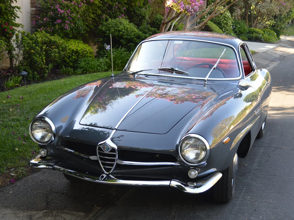 1965 Alfa Romeo Giulietta Sprint Speciale - Image 14 of 31
