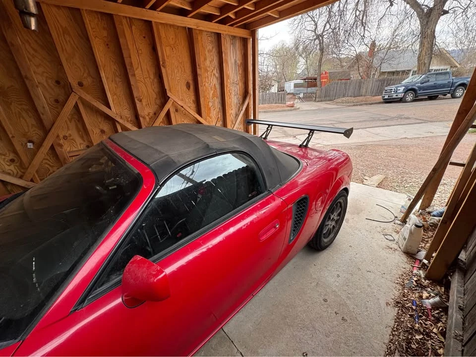 Toyota MR2 Spyder/MR-S - Image 2 of 3