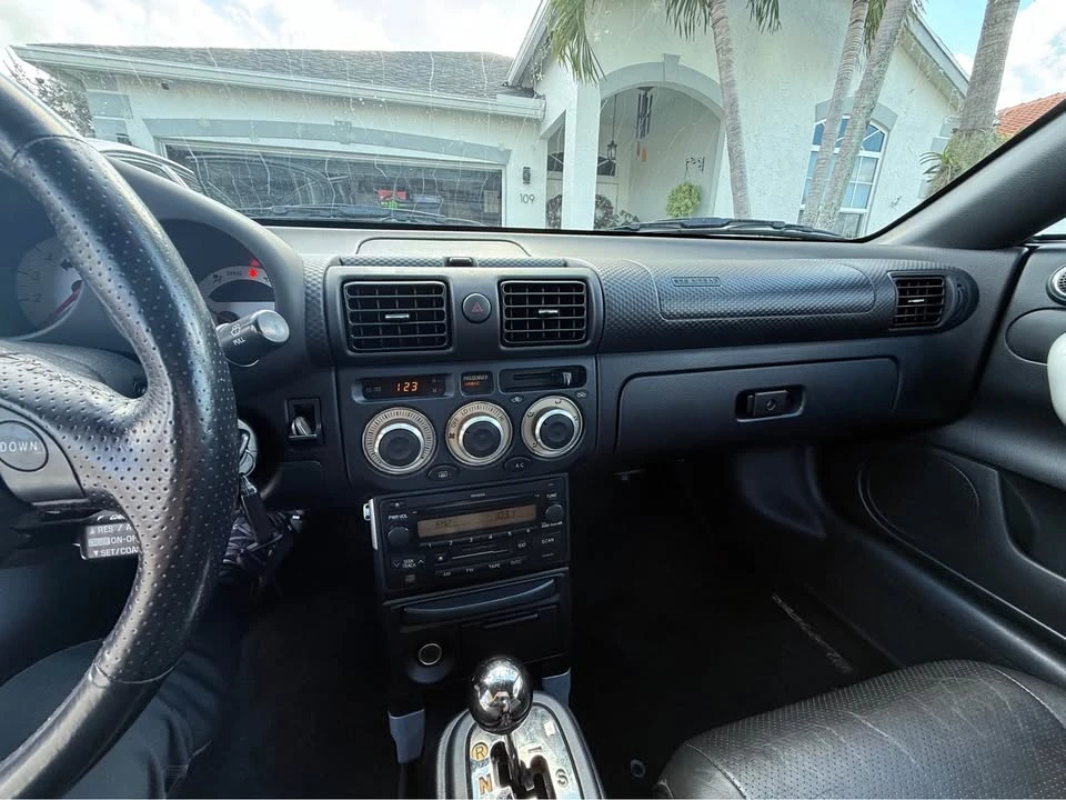 2003 Toyota MR2 Spyder/MR-S - Image 10 of 11