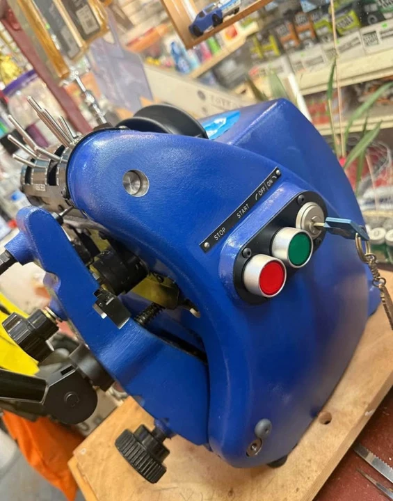 Parts & Memorabilia Tools - Image 2 of 2