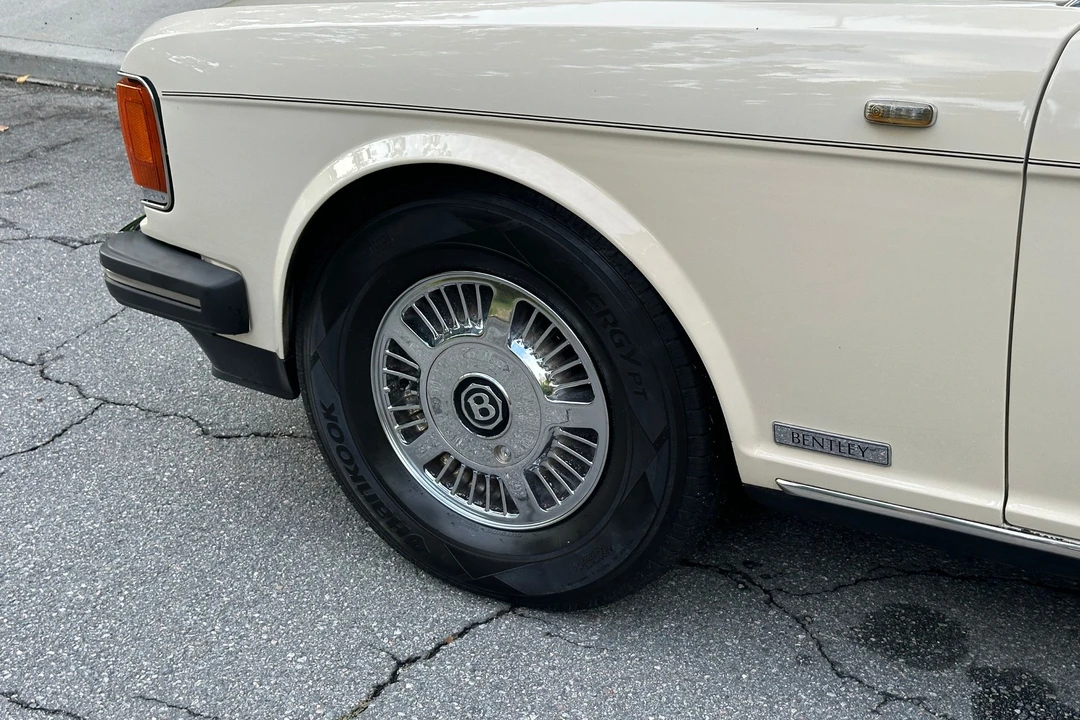 1988 Bentley Mulsanne 1st Gen - Image 13 of 31