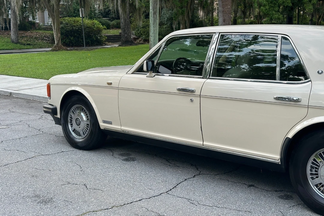 1988 Bentley Mulsanne 1st Gen - Image 11 of 31