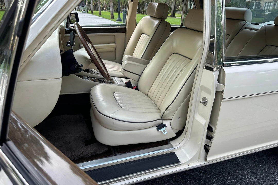 1988 Bentley Mulsanne 1st Gen - Image 25 of 31