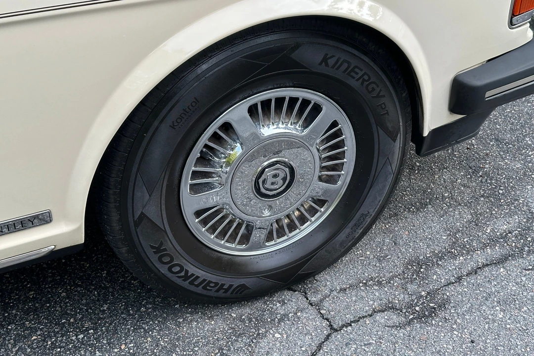 1988 Bentley Mulsanne 1st Gen - Image 5 of 31