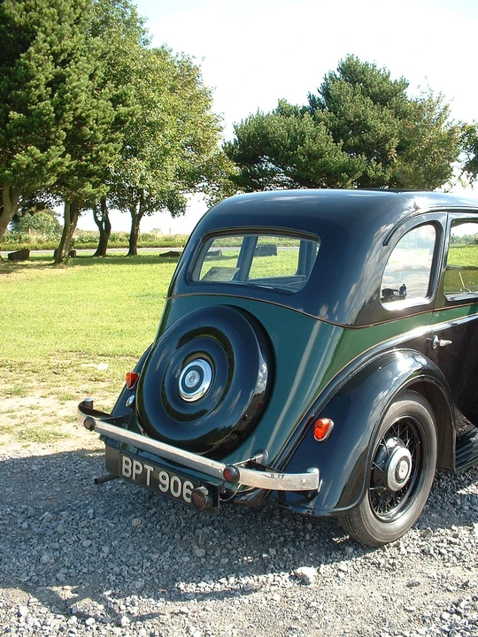 1936 Morris - Image 2 of 19