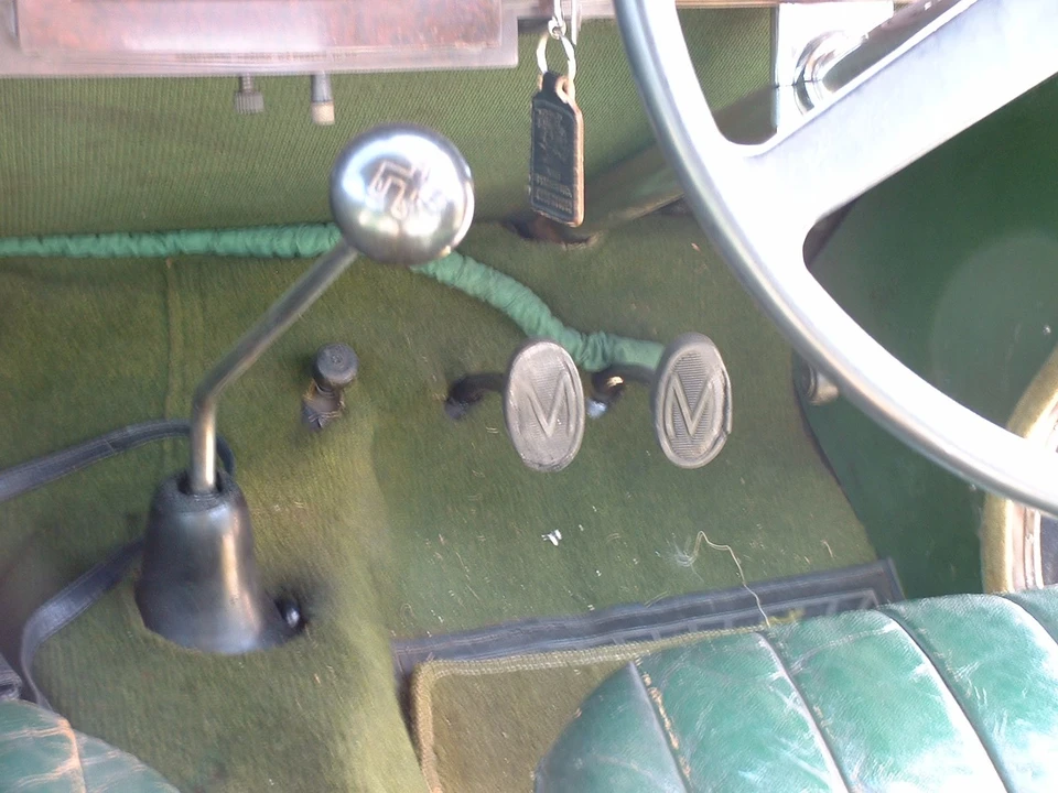 1936 Morris - Image 6 of 19
