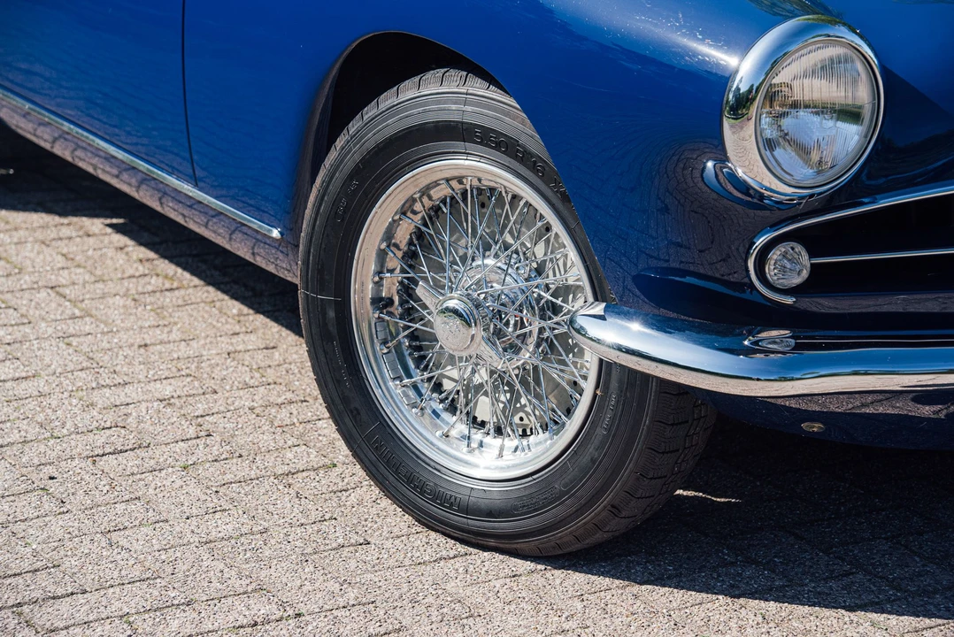 1957 Alfa Romeo 1900 - Image 10 of 11