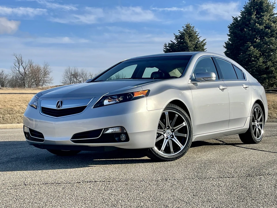 2012 Acura TL 4th Gen - Image 15 of 31
