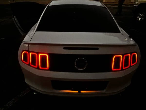 2013 Ford S197 Mustang - Image 4 of 5