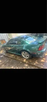 2000 Ford Mustang