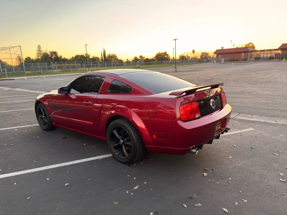2007 Ford S197 Mustang GT - Image 8 of 23
