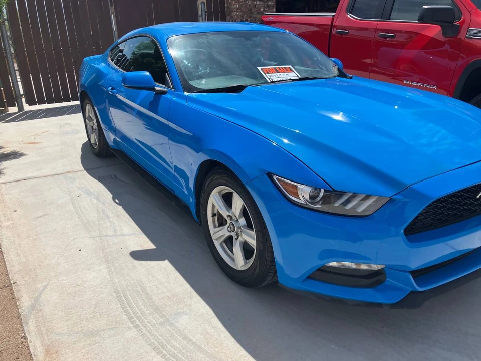 2017 Ford S550 Mustang - Image 2 of 10