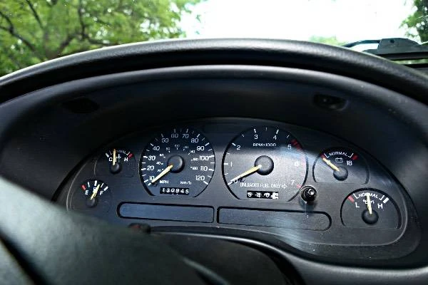 1995 Ford SN95 Mustang - Image 16 of 20