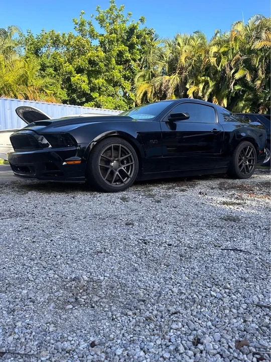 2014 Ford S197 Mustang - Image 2 of 3