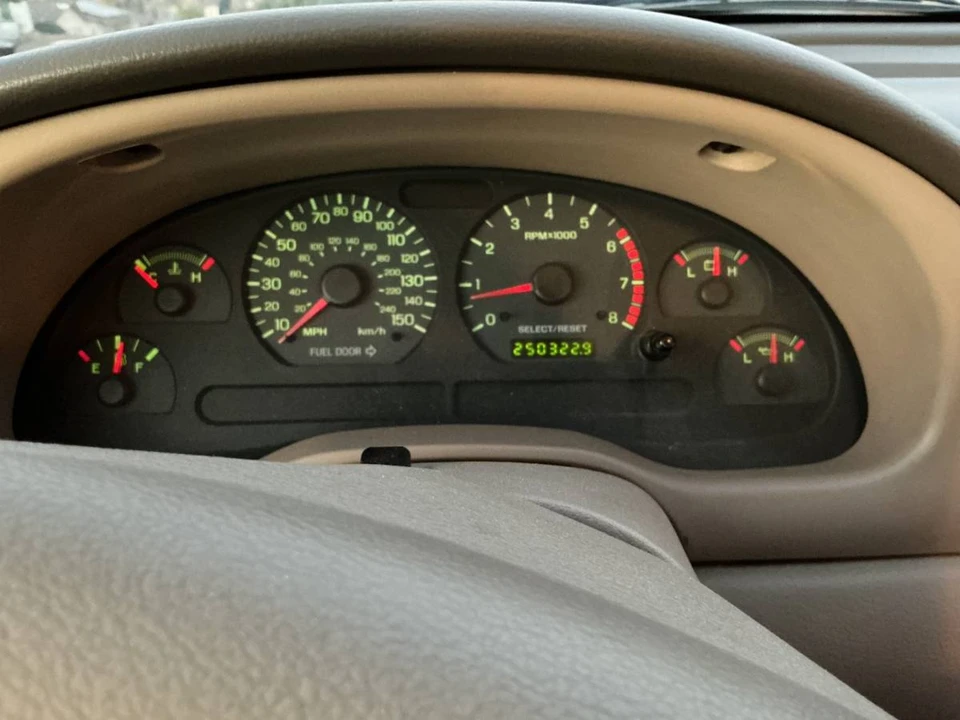 2003 Ford SN95 Mustang - Image 15 of 21