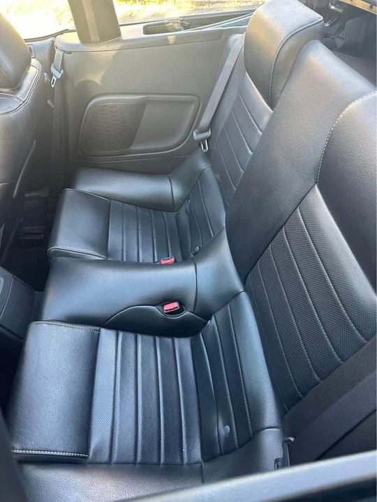 2010 Ford S197 Mustang - Image 6 of 10